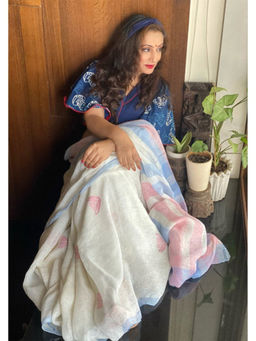 PRATHAA - White Linen Jamdani Saree with Unstitched Blouse
