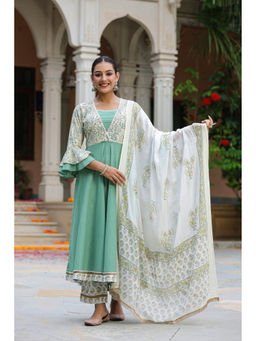 Rain & Rainbow - Women Green Floral Printed Bell Sleeves Kurta With Pant And Dupatta (Set of 3)