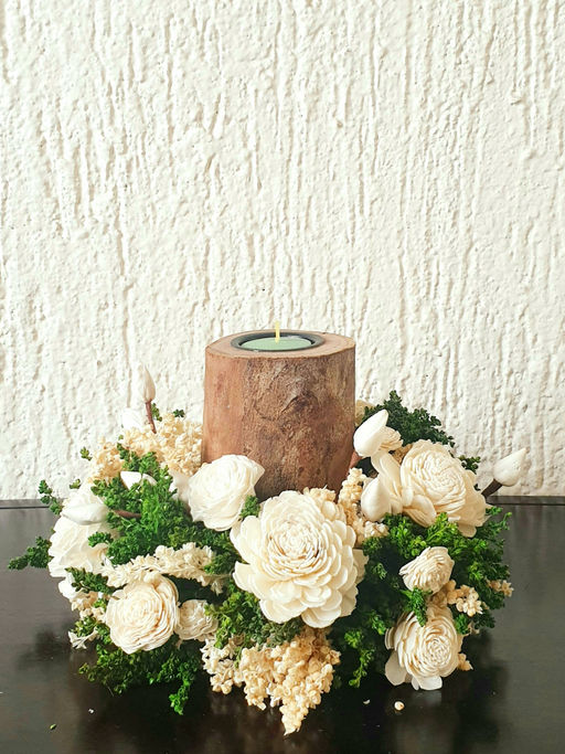 Forestkraft White Floral Wood Candle Holder with Floral Wreath