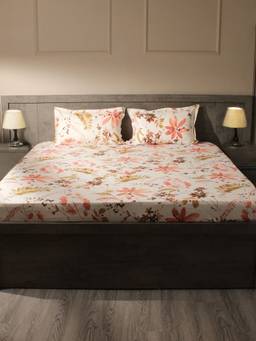 House of Owlet - White and Orange Floral 144TC Double Bedsheet with 2 Pillow Covers