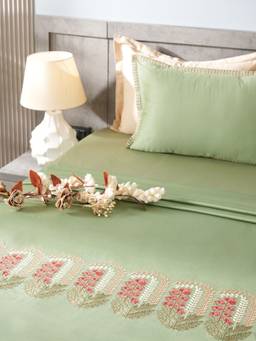 House of Owlet - Eden Green 300TC Super king Bedsheet With 2 Pillow Covers