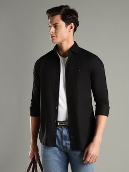 Tommy Hilfiger - Men Black Solid Casual Shirt