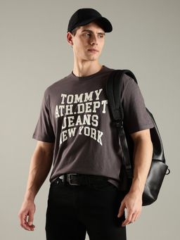 Tommy Hilfiger - Men Brown Typography T-Shirt