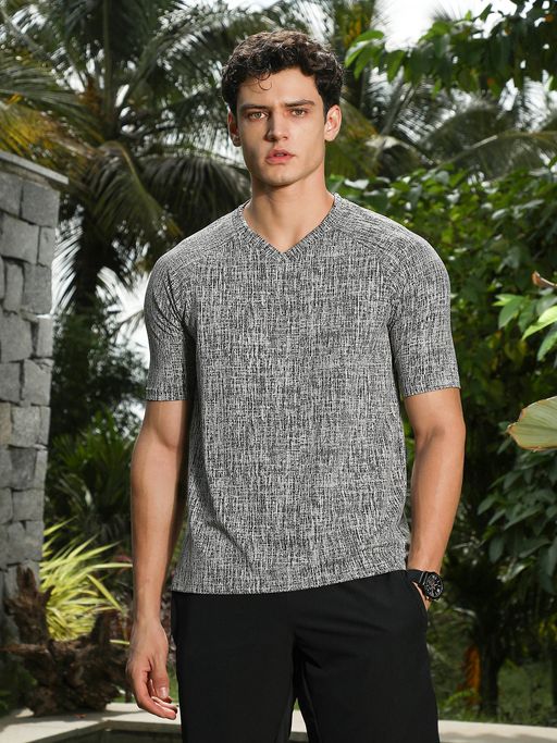 CAHOOT Men Grey Textured T-Shirt