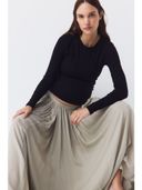 Black color option, Currently selected
