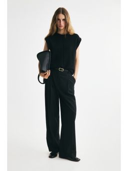 H&M - Women Black Knitted Sweater Vest