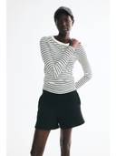 White color option, Currently selected