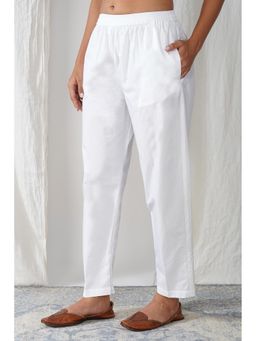 Zuri - Women White Comfort Fit Premium Cotton Pant