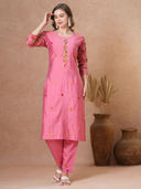 Pink color option, Sold out, Currently selected