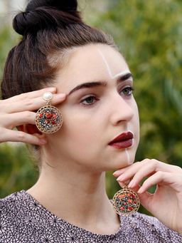 Odette - Enchanting Circular Earrings with Stones