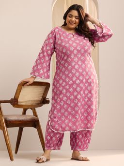 Extra love by Libas - Plus Size Women Plus Size Women Peach Cotton Floral Kurta with Salwar