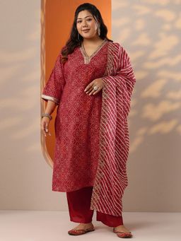 Extra love by Libas - Women Magenta Silk Blend Floral Kurta with Pant and Dupatta