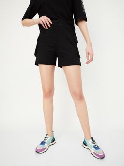 max - Women Solid Cargo Shorts-Black