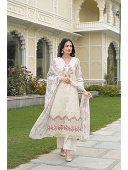 BAIRAAS - Women Thread Work Kurta Pant And Dupatta