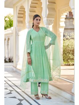 BAIRAAS - Women Green Embroidery Anarkali Kurta Pant And Dupatta