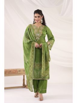 BAIRAAS - Women Green Embroidered Kurta Pant And Dupatta