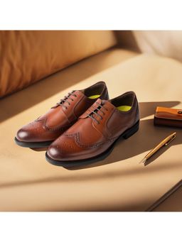 Florsheim - Hightown Florsheim Men Tan Formal Brogues