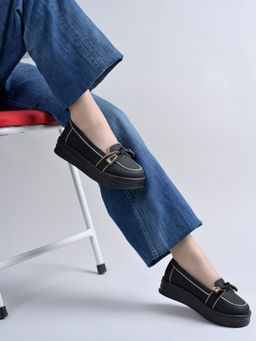 Shoetopia - Black Gold-Trimmed Platform Loafers For Women
