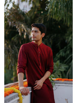 Philocaly - Garnet Slim Fit Solid Maroon Kurta