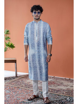 Philocaly - Jalsa Regular Fit Embroidered Kurta With Pant