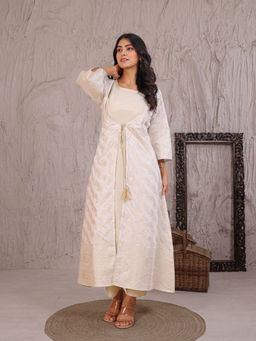 Zari Jaipur - Women Cream Woven Zari Kurta with Pant & Jacket