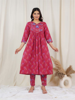 ARAMYA - Women Pink Printed Soft Cotton Kurta with Pant