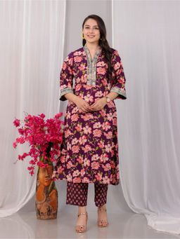 ARAMYA - Women Pink Soft Cotton Straight Floral Print Kurta with Pant