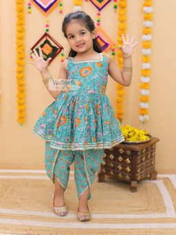 VASTRARTH - Girls Turquoise Floral Printed Regular Kurta with Dhoti