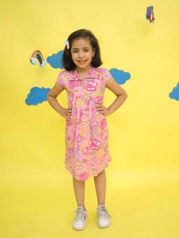 VASTRARTH - Girls Pink Floral Print Shirt Collar Cap Sleeves Fit & Flare Dress
