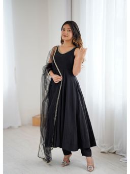 JATRIQQ - Black Pure Roman silk Chanderi Plain Fully Flair Kurta With Pant & Dupatta