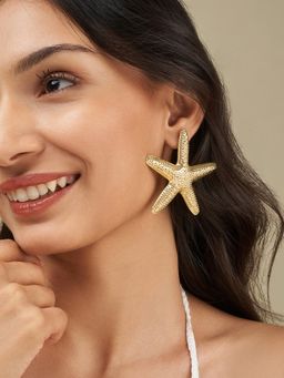 Joker and Witch - Joker & Witch Women Vexa Starfish Gold Seashell Stud Earrings
