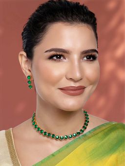 Peora - Women Green Stone Jewellery Set