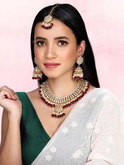 Peora - Women Gold Plated Maroon Kundan and Beads Jewellery Set