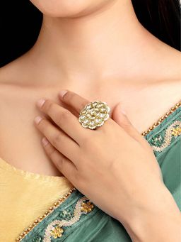 Peora - Women Gold Plated White Kundan Ring