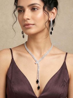 Peora - Women Black Stone Studded Western Jewellery Set