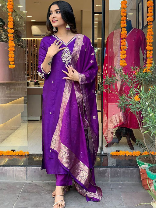 BLACK SCISSOR Women Chanderi Embroidered Purple Kurta and Pant with Dupatta (Set of 3)
