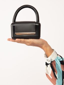Twenty Dresses by Nykaa Fashion - Black Solid Rectangular Mini Sling Bag