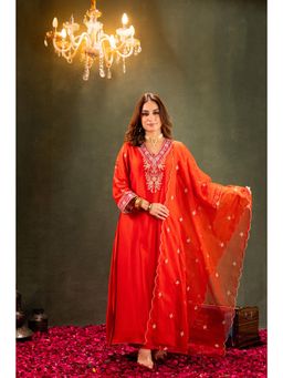 WOOMN - Amber Glow Silk Kurta with Pant & Dupatta