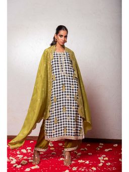 Nidhii Goyal - Embroidered Printed Kurta with Pant & Dupatta