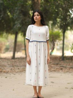 Sutra Art of Clothing - Pearl White Jamdani Cotton Dress