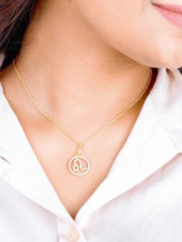 GIVA - Sterling Silver Golden Leo Pendant with Link Chain for Womens