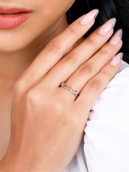 GIVA - Sterling Silver Classic Link Ring for Womens