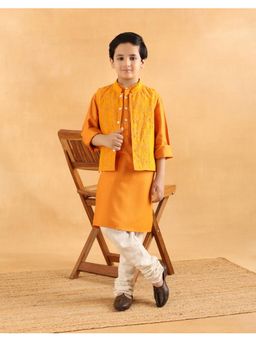 Fabindia - Yellow Silk Blend Embroidered Ganga Kurta with Jacket