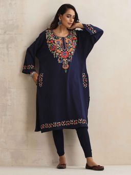trueBrowns - Navy Blue Kashmiri Floral Embroidered Woolen Phiran Kurta