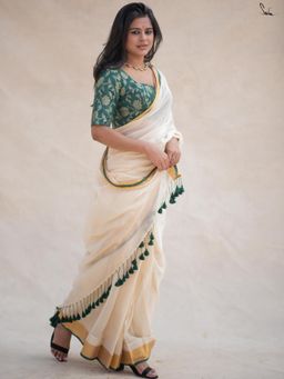 Suta - Gold Mul Ready To Wear Saree