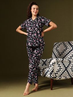 Clovia - Printed Button-Down Shirt And Pyjama Set Black