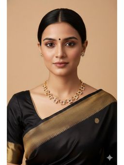 Gahan - Stylish Diamond Look Vine Necklace Set