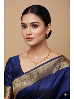 Gahan - Floral Inspired Gold Necklace with Stud Earrings Set