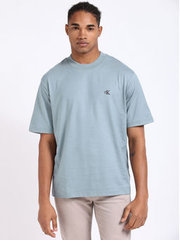 Calvin Klein - Men Blue Solid Relaxed Fit T-Shirt