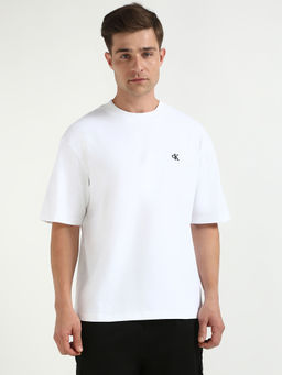 Calvin Klein - Men White Solid Relaxed Fit T-Shirt